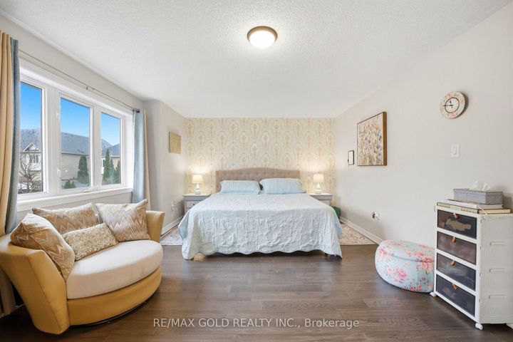 Photo 22 at 733 Novo Star Drive, Meadowvale Village, Mississauga