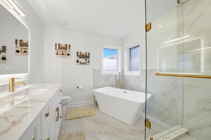 Photo 24 at 733 Novo Star Drive, Meadowvale Village, Mississauga