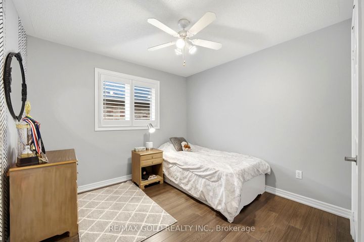 Photo 25 at 733 Novo Star Drive, Meadowvale Village, Mississauga