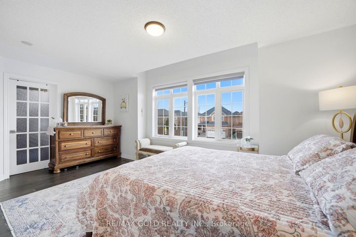 Photo 31 at 733 Novo Star Drive, Meadowvale Village, Mississauga