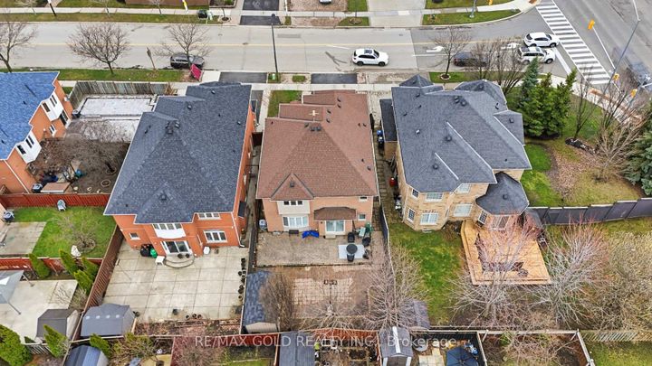 Photo 39 at 733 Novo Star Drive, Meadowvale Village, Mississauga