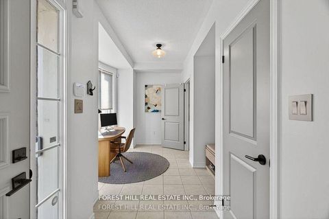 Photo 2 at 282 King Road, Oak Ridges, Richmond Hill