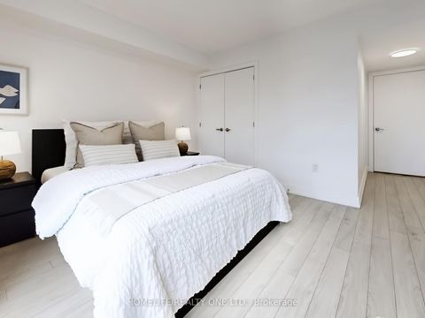 Photo 22 at 1076 Lansdowne Avenue, Junction, Toronto