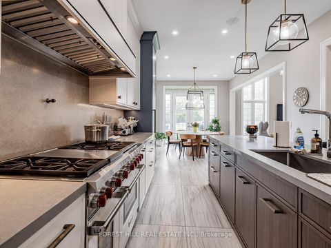 Photo 10 at 13 Pellegrini Drive, Kleinburg, Vaughan