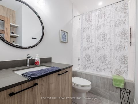 Photo 40 at 13 Pellegrini Drive, Kleinburg, Vaughan