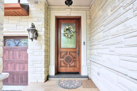 Photo 5 at 111 Arista Gate, Islington Woods, Vaughan