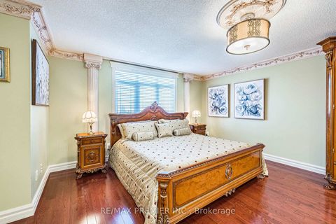 Photo 19 at 111 Arista Gate, Islington Woods, Vaughan