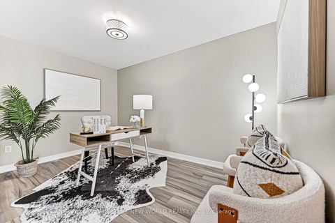 Photo 13 at Th2 - 19 Singer Court, Bayview Village, Toronto