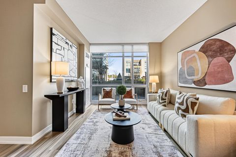 Photo 17 at Th2 - 19 Singer Court, Bayview Village, Toronto