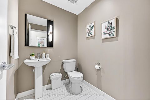 Photo 27 at Th2 - 19 Singer Court, Bayview Village, Toronto