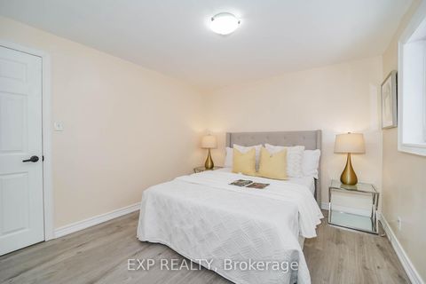 Photo 12 at 22 Jones Court, Aurora Highlands, Aurora