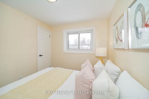 Photo 17 at 22 Jones Court, Aurora Highlands, Aurora