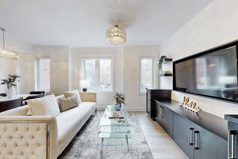 Photo 3 at 404 - 12 Sudbury Street, Niagara, Toronto