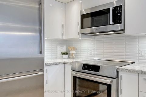 Photo 18 at 404 - 12 Sudbury Street, Niagara, Toronto