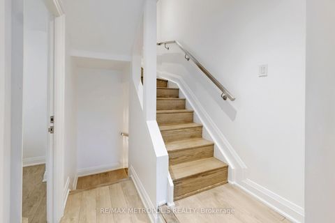 Photo 27 at 404 - 12 Sudbury Street, Niagara, Toronto