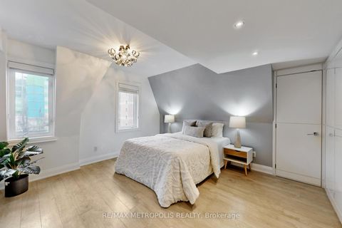 Photo 29 at 404 - 12 Sudbury Street, Niagara, Toronto