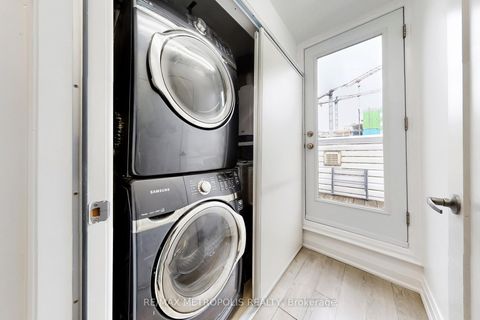 Photo 37 at 404 - 12 Sudbury Street, Niagara, Toronto