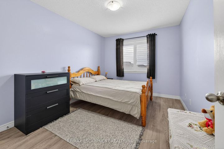 Photo 38 at 88 Highgate Drive, Stoney Creek Mountain, Hamilton