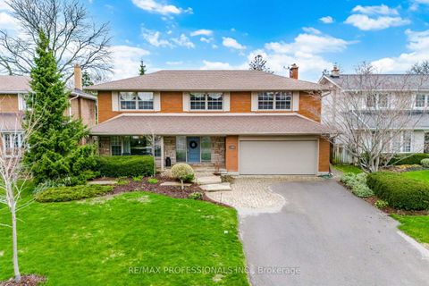Photo 0 at 16 Cherry Post Crescent, Markland Wood, Toronto