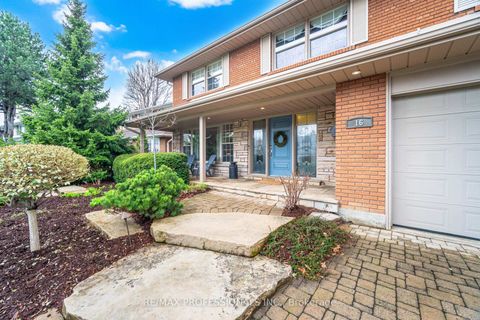Photo 3 at 16 Cherry Post Crescent, Markland Wood, Toronto