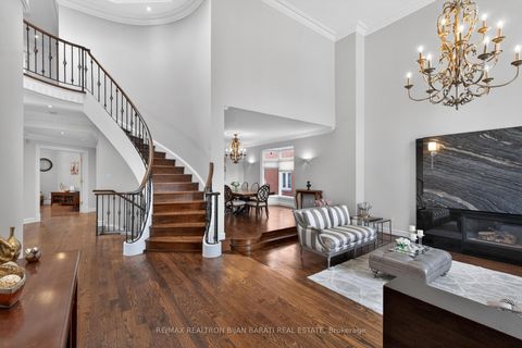Photo 6 at 218 Hillcrest Avenue, Willowdale East, Toronto