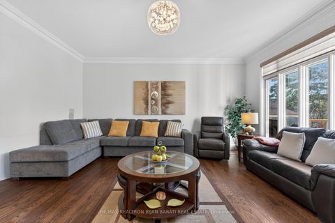 Photo 16 at 218 Hillcrest Avenue, Willowdale East, Toronto