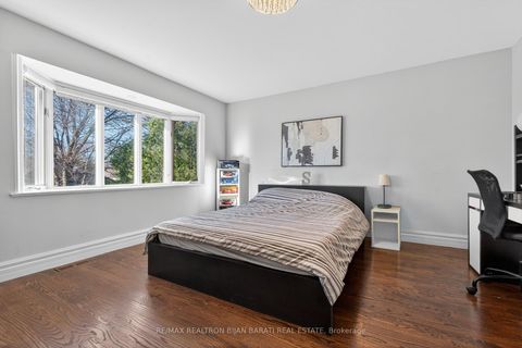 Photo 31 at 218 Hillcrest Avenue, Willowdale East, Toronto
