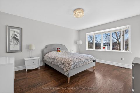 Photo 33 at 218 Hillcrest Avenue, Willowdale East, Toronto
