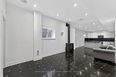 Photo 37 at 218 Hillcrest Avenue, Willowdale East, Toronto