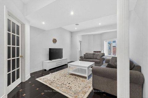 Photo 41 at 218 Hillcrest Avenue, Willowdale East, Toronto