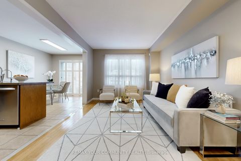 Photo 5 at 139 Ascalon Drive, Patterson, Vaughan