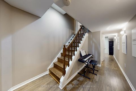 Photo 25 at 139 Ascalon Drive, Patterson, Vaughan