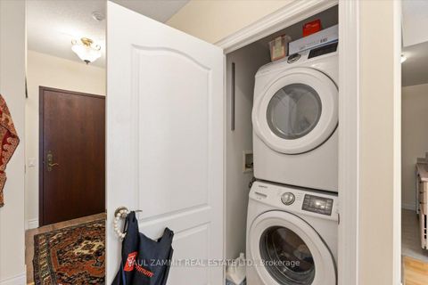 Photo 10 at 101 - 1 Clairtrell Road, Willowdale East, Toronto