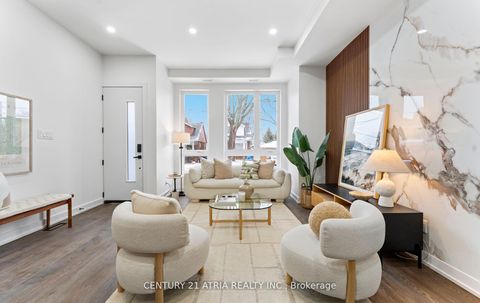 Photo 1 at 65 Crewe Avenue, Lumsden, Toronto