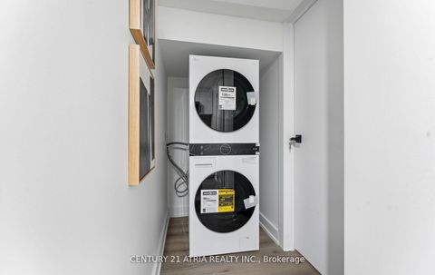 Photo 42 at 65 Crewe Avenue, Lumsden, Toronto