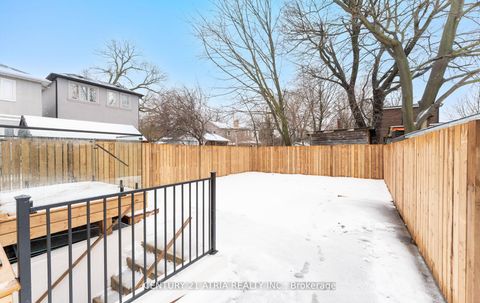 Photo 46 at 65 Crewe Avenue, Lumsden, Toronto
