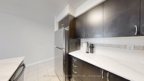 Photo 18 at Ph01 - 75 King William Crescent, Langstaff, Richmond Hill