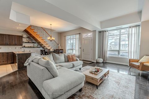 Photo 3 at 6 Victoria Street, City Centre, Barrie