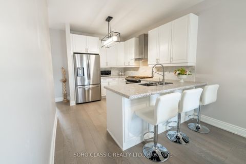 Photo 9 at 35 Brunel Street, Patterson, Vaughan