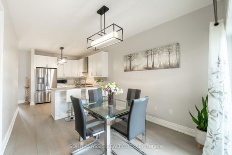 Photo 14 at 35 Brunel Street, Patterson, Vaughan