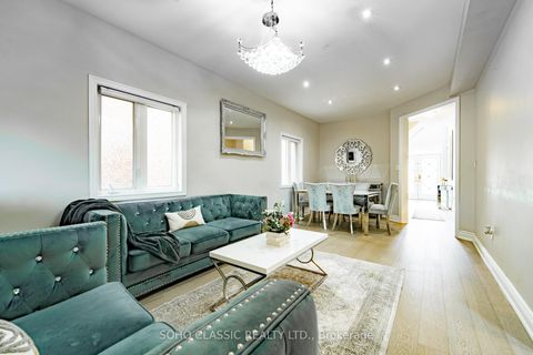 Photo 20 at 35 Brunel Street, Patterson, Vaughan