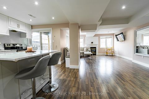 Photo 26 at 35 Brunel Street, Patterson, Vaughan