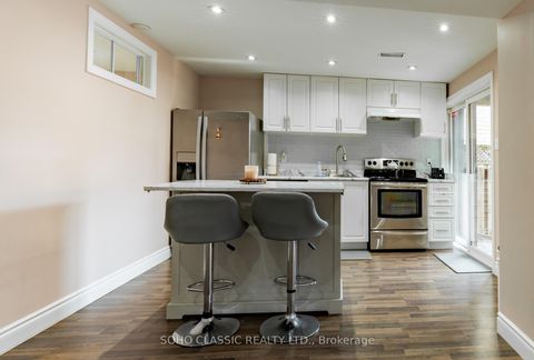 Photo 27 at 35 Brunel Street, Patterson, Vaughan