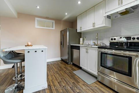 Photo 28 at 35 Brunel Street, Patterson, Vaughan