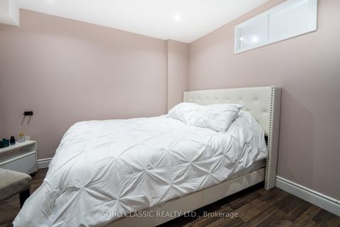 Photo 32 at 35 Brunel Street, Patterson, Vaughan