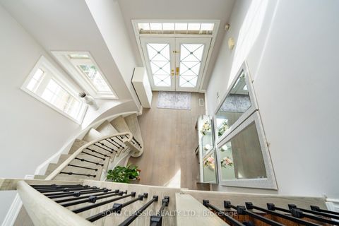 Photo 36 at 35 Brunel Street, Patterson, Vaughan