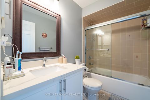 Photo 38 at 35 Brunel Street, Patterson, Vaughan