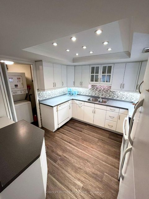 Photo 8 at 112 - 245 The Don Way W, Don Mills, Toronto