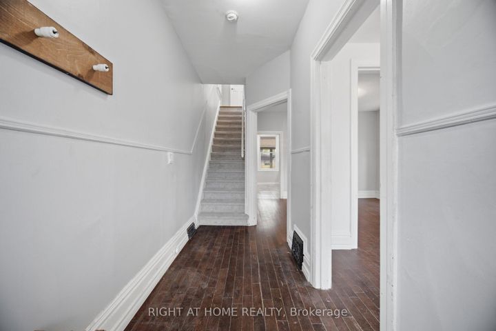 Photo 4 at 14 William Street, Landsdale, Hamilton