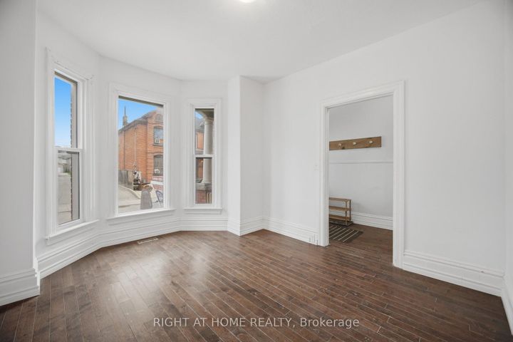 Photo 5 at 14 William Street, Landsdale, Hamilton